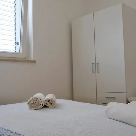 Veronika Apartments Rabac Extérieur photo